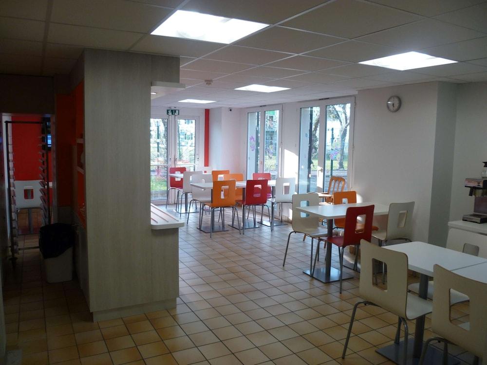 Premiere Classe Strasbourg Sud - Illkirch Buitenkant foto